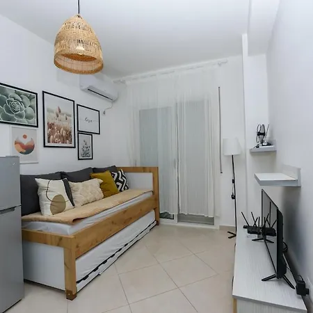 Apartment Seaside Rradhime *